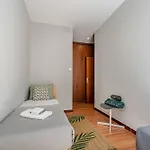 Experience The Charm With Terrace 아파트 포르투