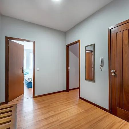 Experience The Charm With Terrace Apartment Porto