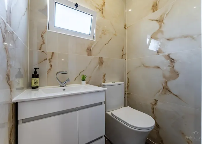 Experience The Charm With Terrace * Porto