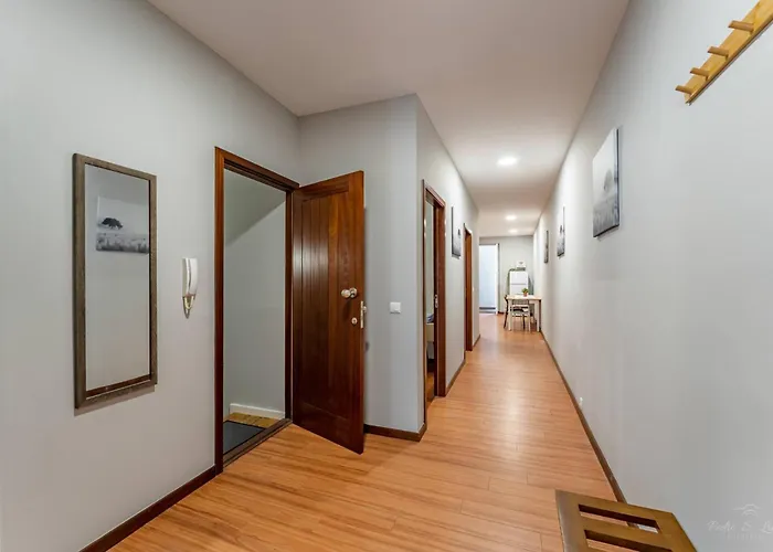 Experience The Charm With Terrace Apartmán *