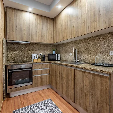 Experience The Charm With Terrace アパート *