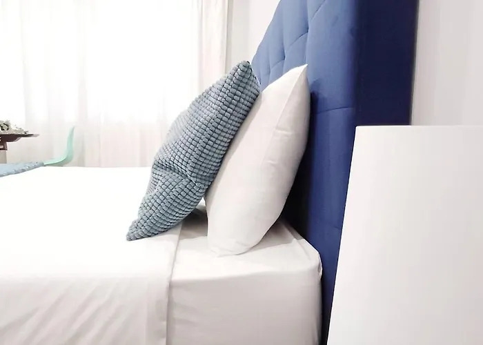 Experience The Charm With Terrace Apartamento